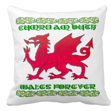 Welsh Dragon, Cymru Am Byth , Throw pillow, dragon cushion, welsh cushion, welsh dragon pillow - Luxury Pillows