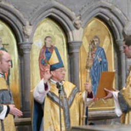 Prayers at the Shrine of St David