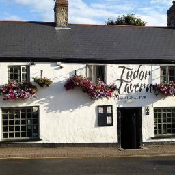 The Tudor Tavern.JPG.jpg