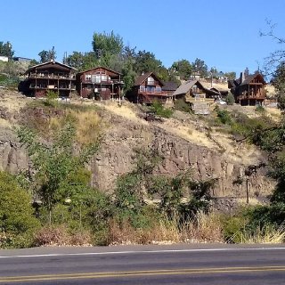 Above the Deschutes