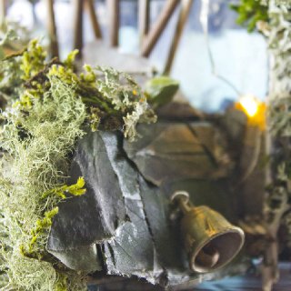Golden Forest Fairy House, detail view