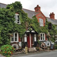 Golden Lion Inn Llangynhafal