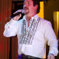 Ian Anthony - UK Tom Jones Tribute Artist!