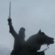Owain Glyn Dwr  Statue