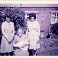 four_generations_02