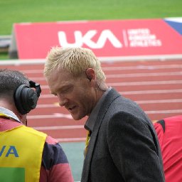 800px-Iwan_Thomas.jpg