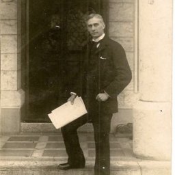 Leif_Jones_postcard.jpg