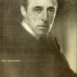220px-David_Wark_Griffith_1919.jpg