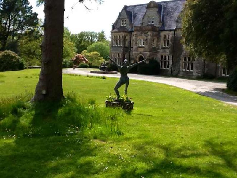 Rhosygilwen-house-and-statue