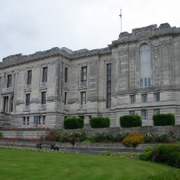 welsh-gov-responds-to-calls-to-protect-national-library-of-wales-from-job-losses-nationcymru