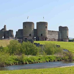 9000-year-old-camping-hotspot-found-near-welsh-castle