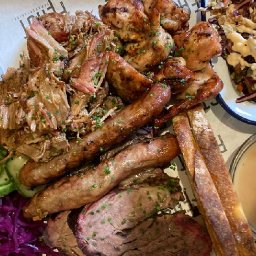 the-restaurant-nobody-knows-about-which-serves-mouth-watering-meat-platters