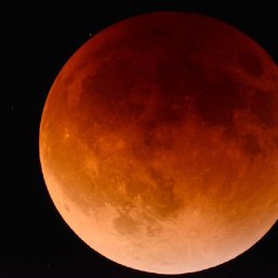 super-blood-moon-set-to-delight-skygazers-across-wales-in-the-early-hours-of-monday