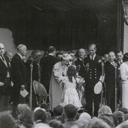 dylan-thomass-radio-masterpiece-brought-back-to-life-70-years-on