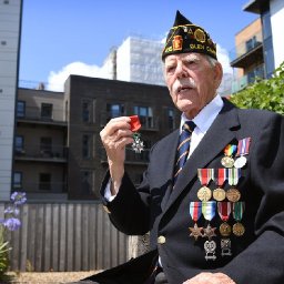 the-swansea-born-war-hero-who-is-to-be-buried-in-the-same-cemetery-as-jfk