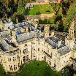 inside-one-of-wales-most-lavish-hotels-surrounded-by-history-and-countryside