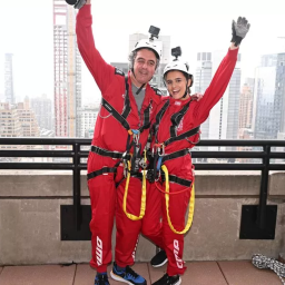 welsh-dad-and-daughter-abseil-down-the-empire-state-building-with-jared-leto
