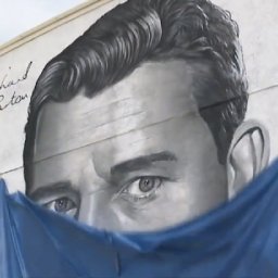 watch-mural-of-richard-burton-unveiled-in-the-village-where-he-was-born